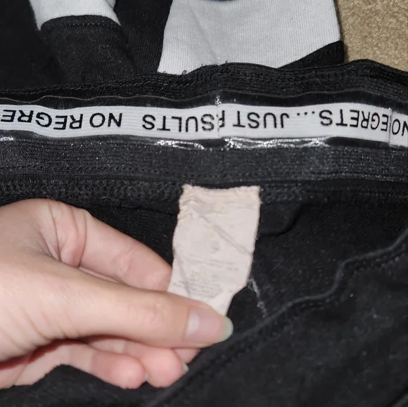 Black sweatpants - Picture 2 of 2